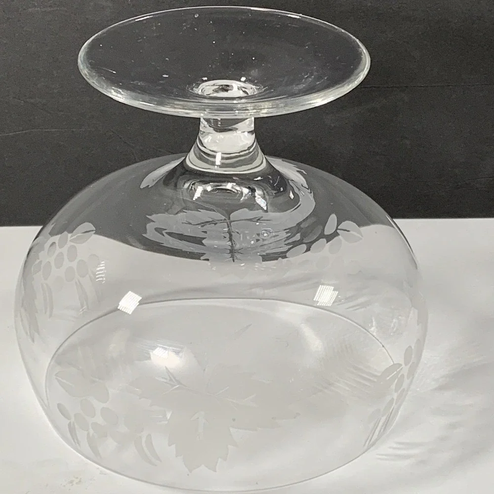 Pasabahce Bowl Clear Crystal Etched Grape Leaf Vine Pedestal Dessert Dish Footed